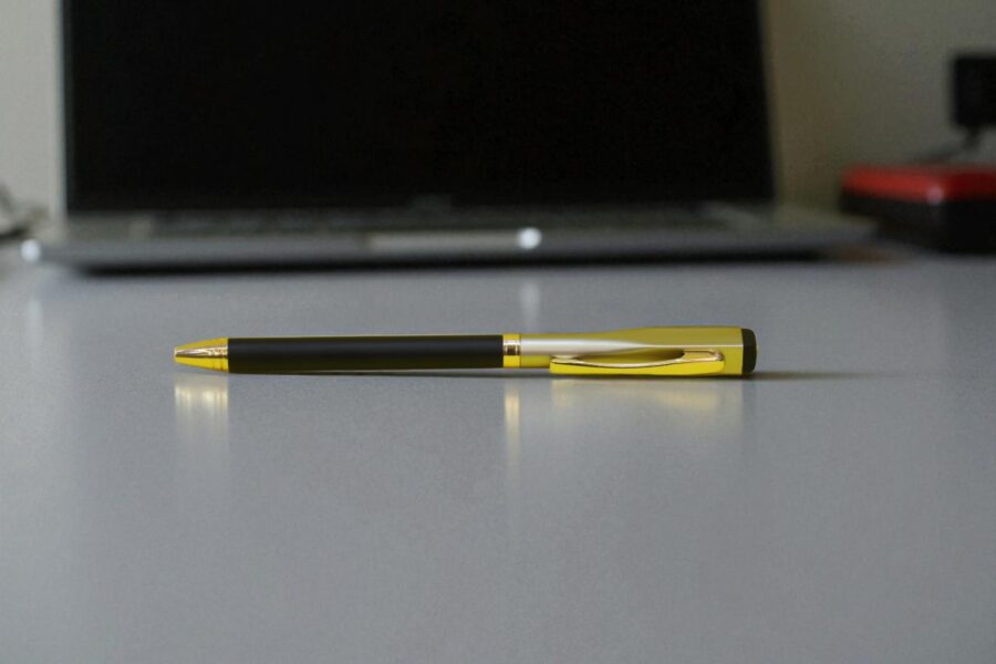 MP-48 Luxury Black & Silver Ball Pen with Gold Clip – Executive Twist Pen